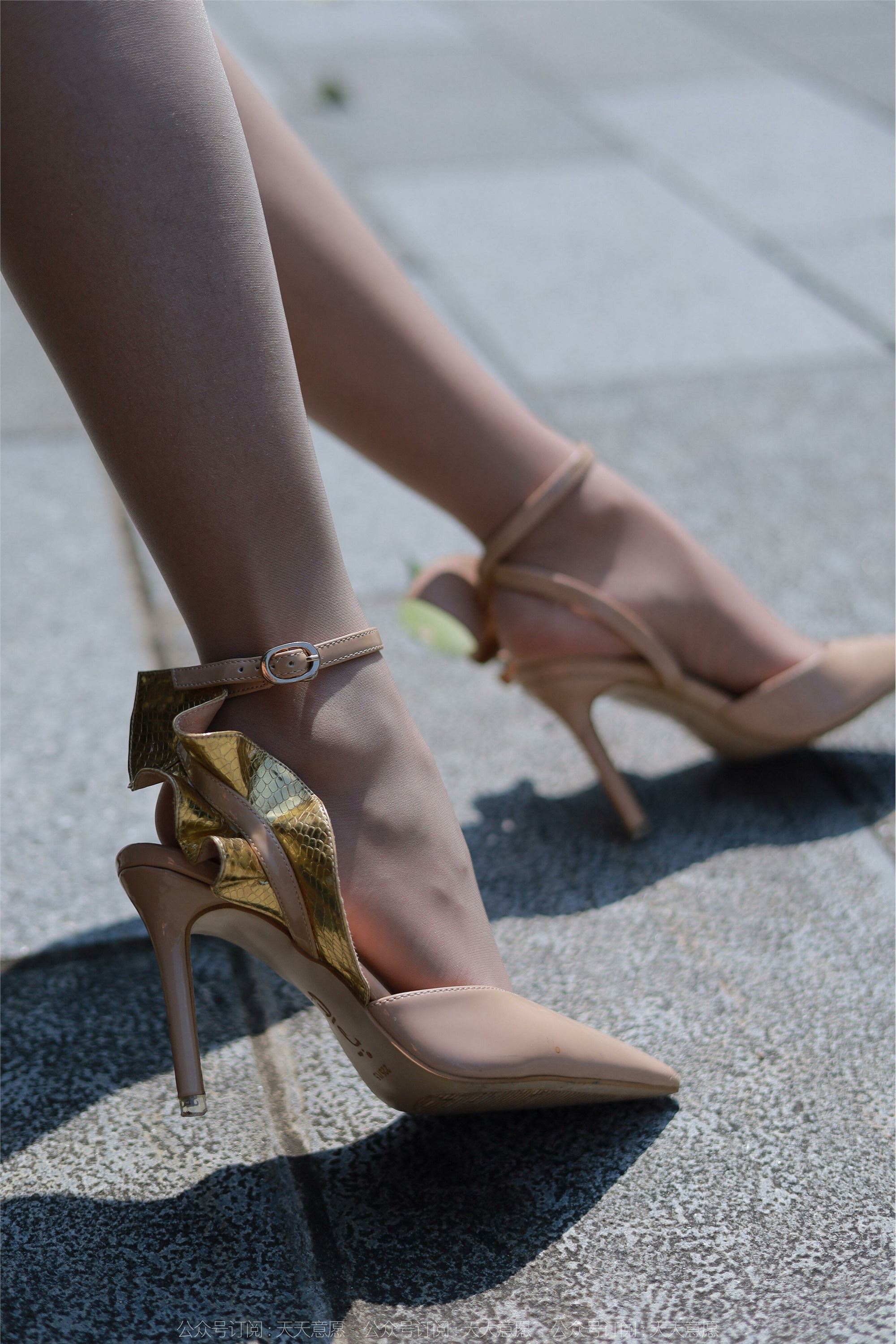 IESS异思趣向  2022.04.16 丝享家1061：婉萍《蓝衣女神》